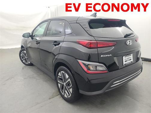 2023 Hyundai KONA EV SE