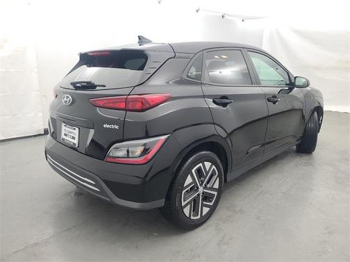 2023 Hyundai KONA EV SE