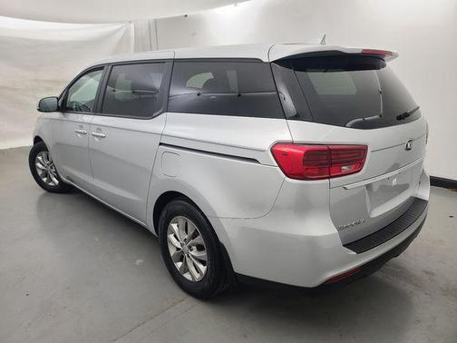 Silky Silver 2021 Kia Sedona LX
