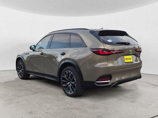 2025 Mazda CX-70 PHEV Premium Plus Package