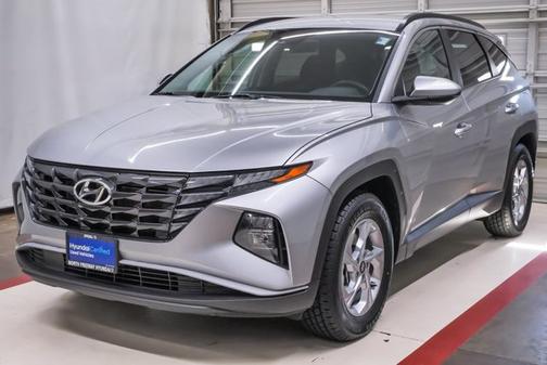 Silver 2024 Hyundai TUCSON SEL