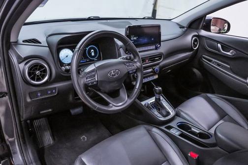 2022 Hyundai KONA Limited
