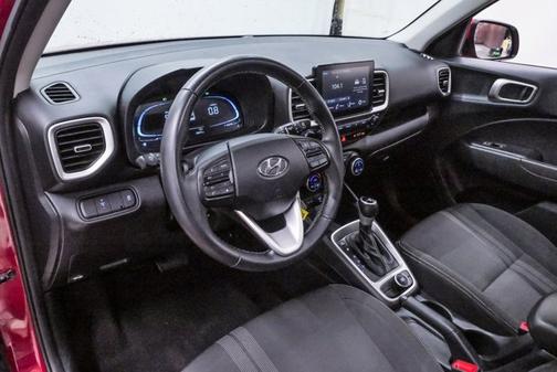 2023 Hyundai VENUE SEL