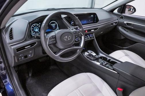 2022 Hyundai SONATA Limited