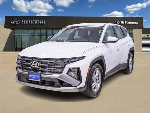 2025 Hyundai TUCSON SE
