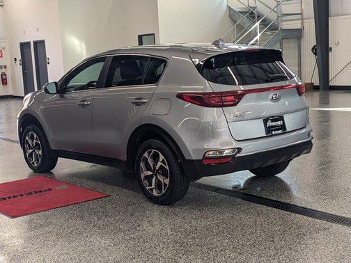 2022 Kia Sportage LX