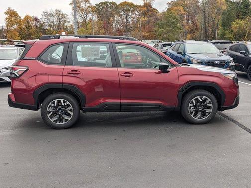 2025 Subaru Forester Base