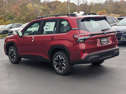 2025 Subaru Forester Base