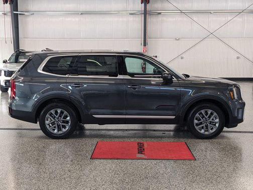 2024 Kia Telluride LX