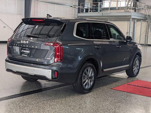 2024 Kia Telluride LX