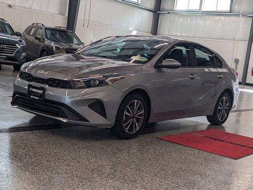 2022 Kia Forte LXS