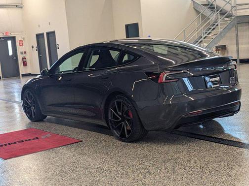 2024 Tesla Model 3 Performance