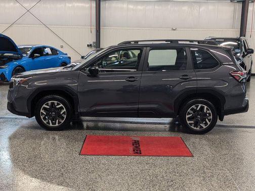 2025 Subaru Forester Base