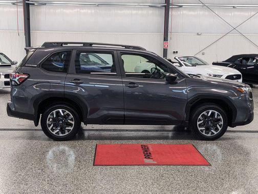 2025 Subaru Forester Base