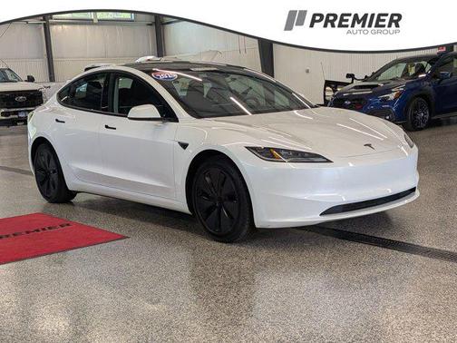 Pearl White Multi-Coat 2025 Tesla Model 3 Long Range