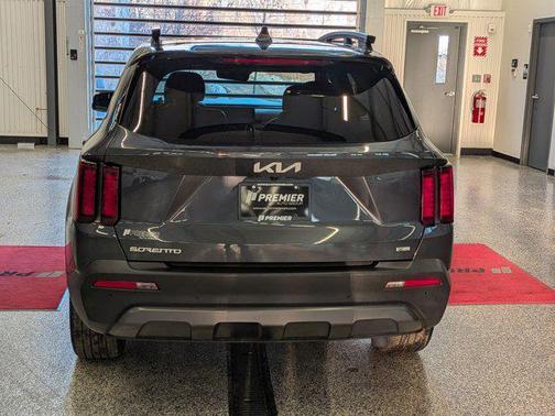 2023 Kia Sorento EX
