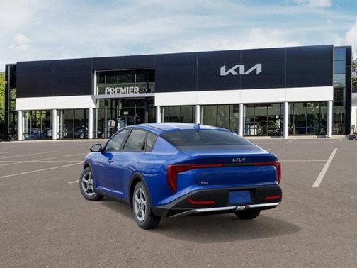 2025 Kia K4 LXS