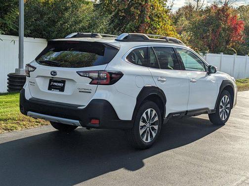 2025 Subaru Outback Touring XT