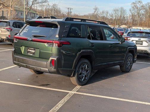 Deep Emerald Green Pearl 2026 Subaru Outback Premium