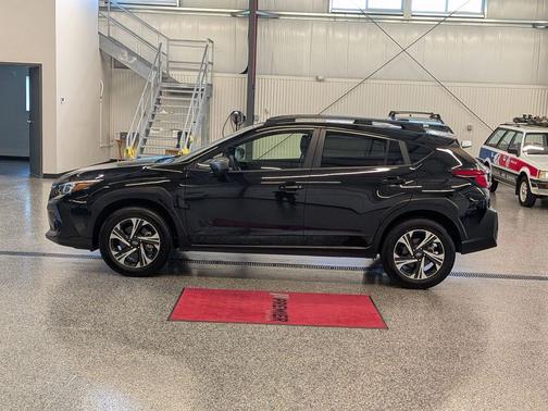 Crystal Black Pearl 2025 Subaru Crosstrek Premium