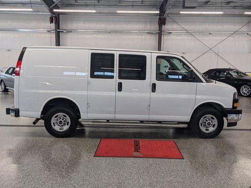2023 GMC Savana 2500 Work Van