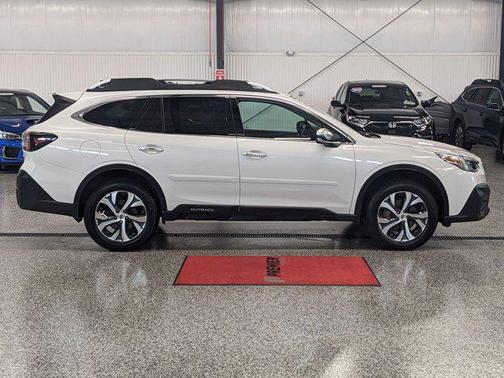 2022 Subaru Outback Touring