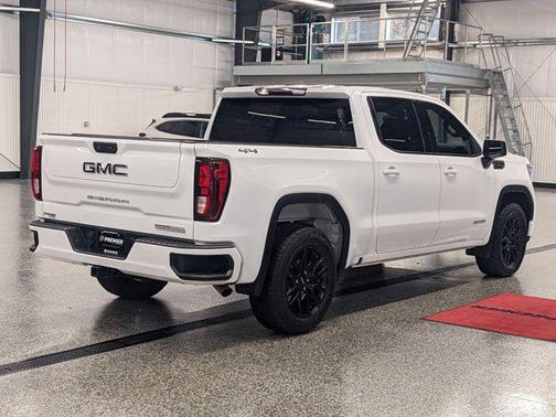 2022 GMC Sierra 1500 Elevation