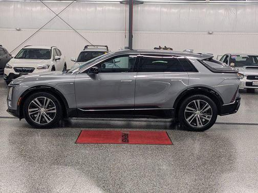 2024 Cadillac LYRIQ Luxury