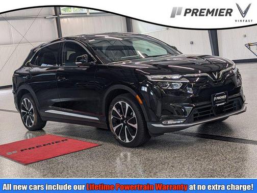 2025 VinFast VF 8 Plus