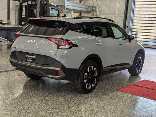 Wolf Gray 2023 Kia Sportage X-Line