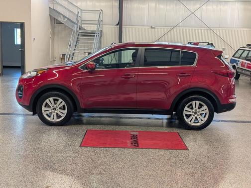 Hyper Red 2019 Kia Sportage LX
