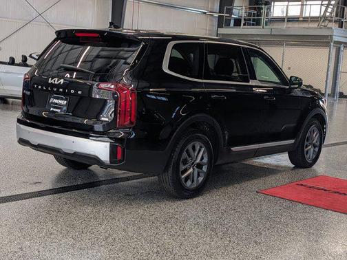 2024 Kia Telluride LX