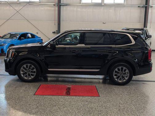 2024 Kia Telluride LX