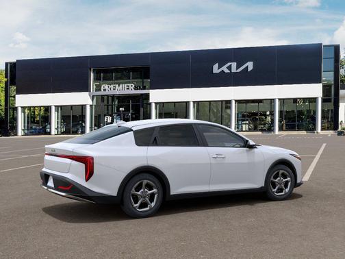 Snow White Pearl 2026 Kia K4 LXS