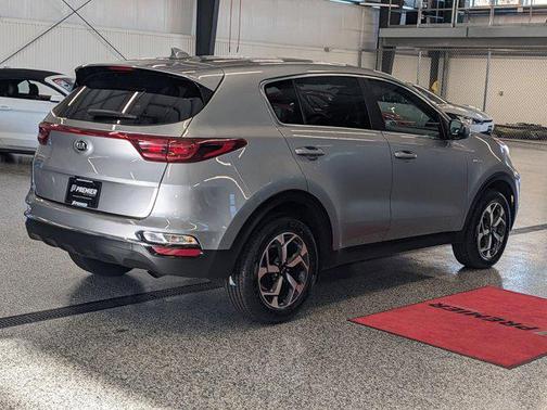 2022 Kia Sportage LX