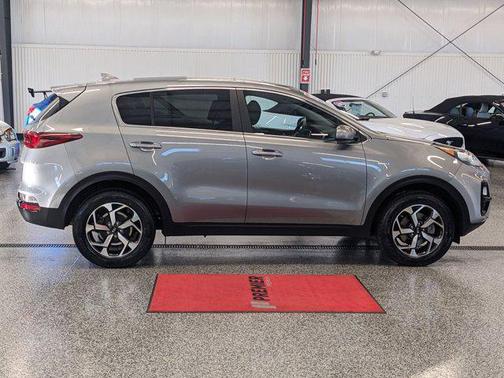 2022 Kia Sportage LX