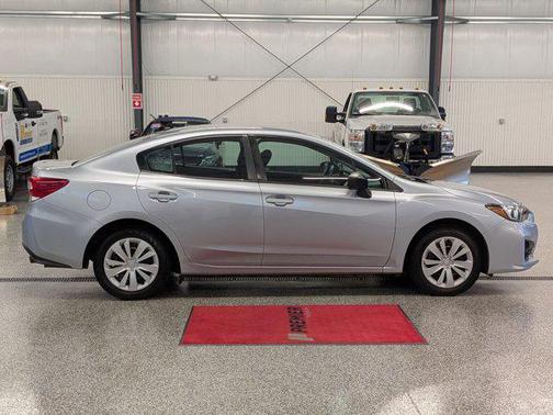 2017 Subaru Impreza 2.0i