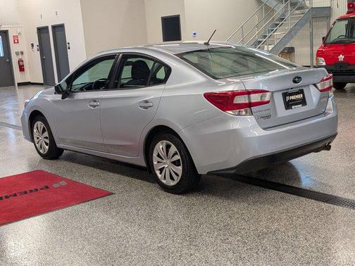 2017 Subaru Impreza 2.0i