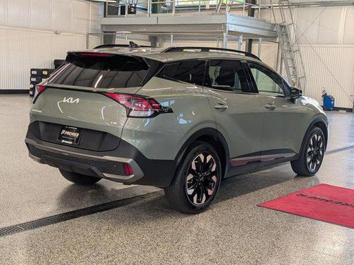 Jungle Green 2023 Kia Sportage X-Line