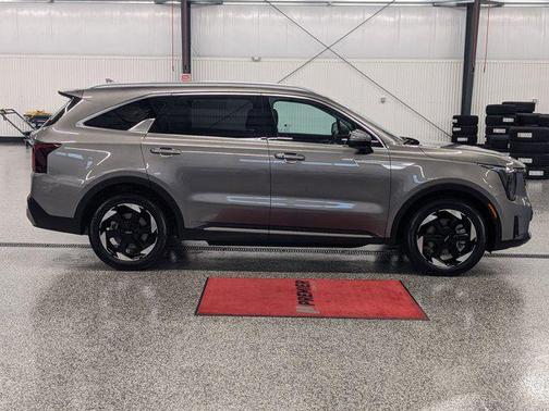 2025 Kia Sorento Hybrid EX