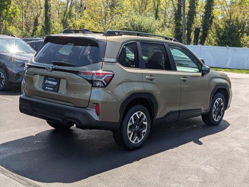 Autumn Green Metallic 2026 Subaru Forester Premium