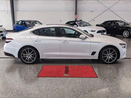 2022 Genesis G70 2.0T AWD