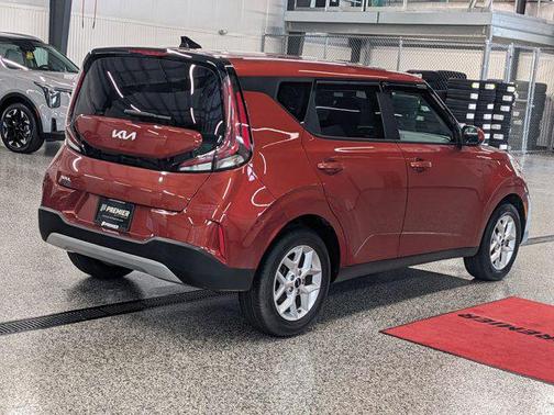 2024 Kia Soul LX
