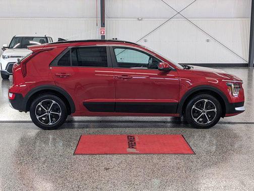 2024 Kia Niro EX