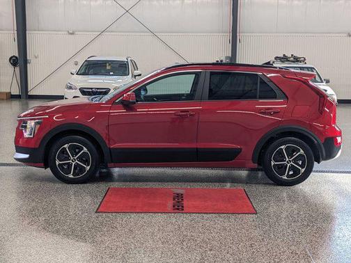 2024 Kia Niro EX