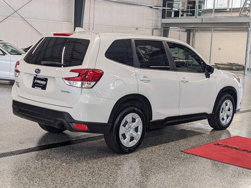 2022 Subaru Forester Base