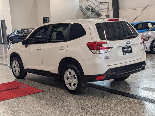 2022 Subaru Forester Base