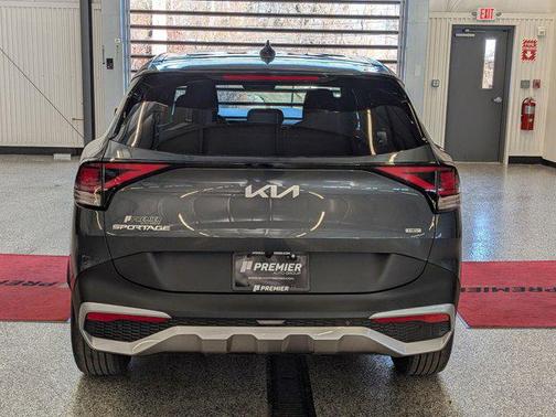 2023 Kia Sportage Hybrid LX