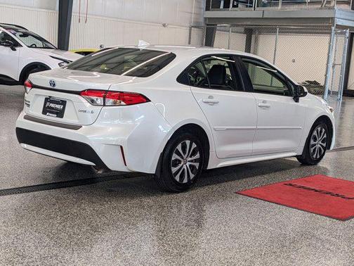 2022 Toyota Corolla Hybrid LE
