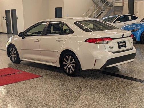 2022 Toyota Corolla Hybrid LE